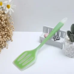 Unique Bargains Silicone Slotted Heat Resistant Egg Pancake Spatulas And Turners Green Clear 1 Pc -Kitchen Utensil Store GUEST b0b43bb2 023c 4ce7 8c7a a5f29b727362