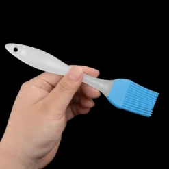 Unique Bargains Silicone Plastic Picnic Barbecue Pastry Brush 6.8" X 1.3" X 0.4" 1 Pc -Kitchen Utensil Store GUEST e9f58615 c0f4 4ba3 881f 7d5c67038975